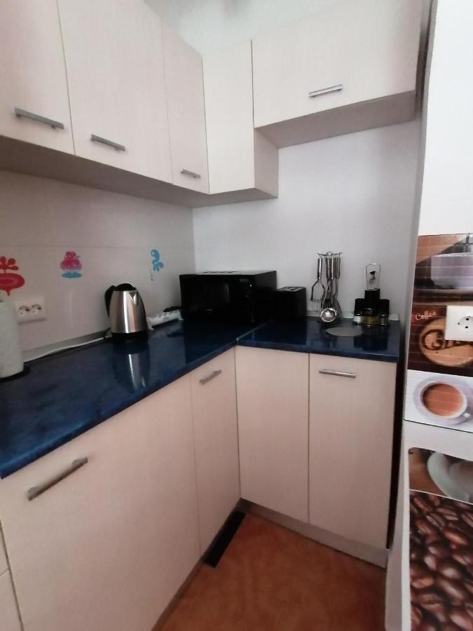 Mara Studio Apartment Констанца Екстериор снимка