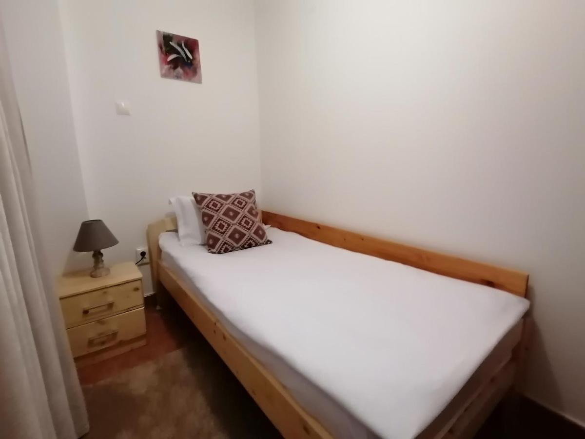 Mara Studio Apartment Констанца Екстериор снимка