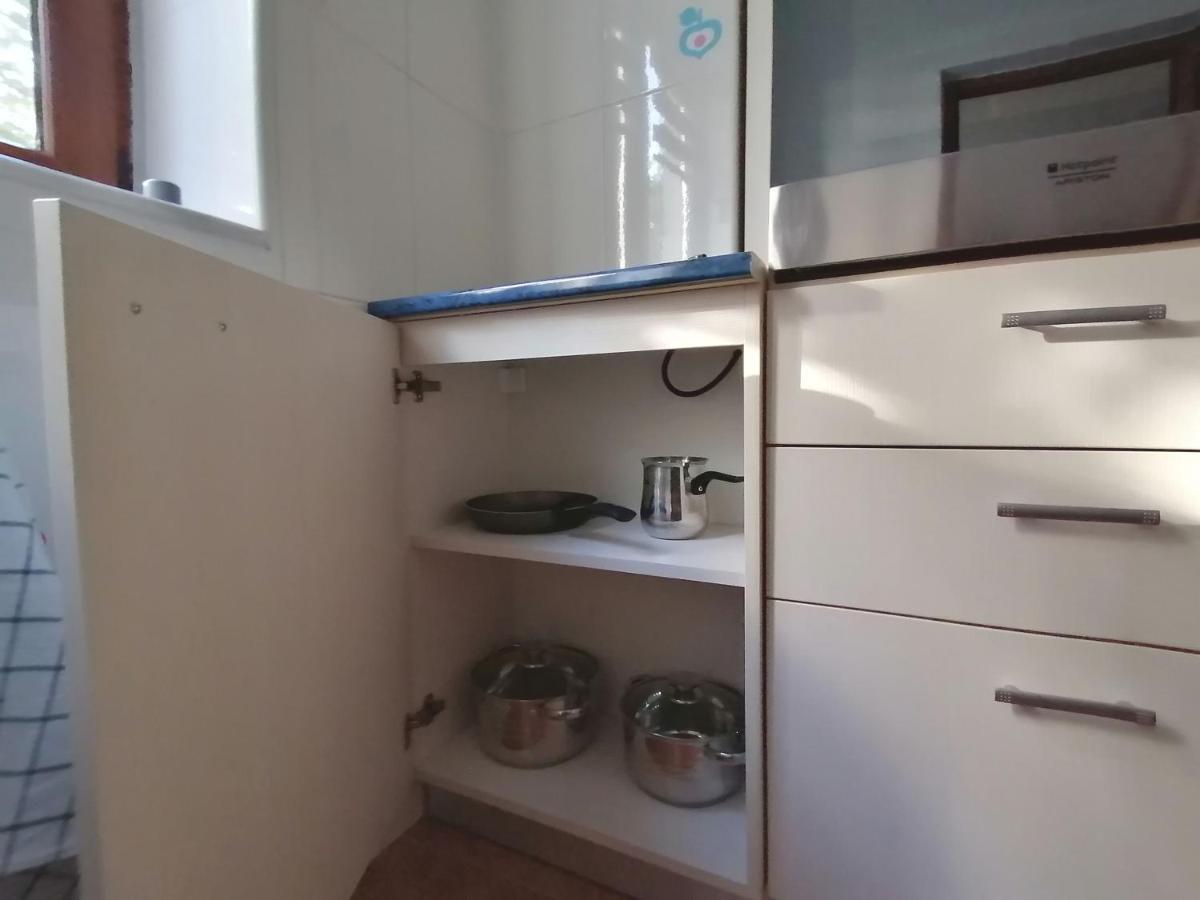Mara Studio Apartment Констанца Екстериор снимка