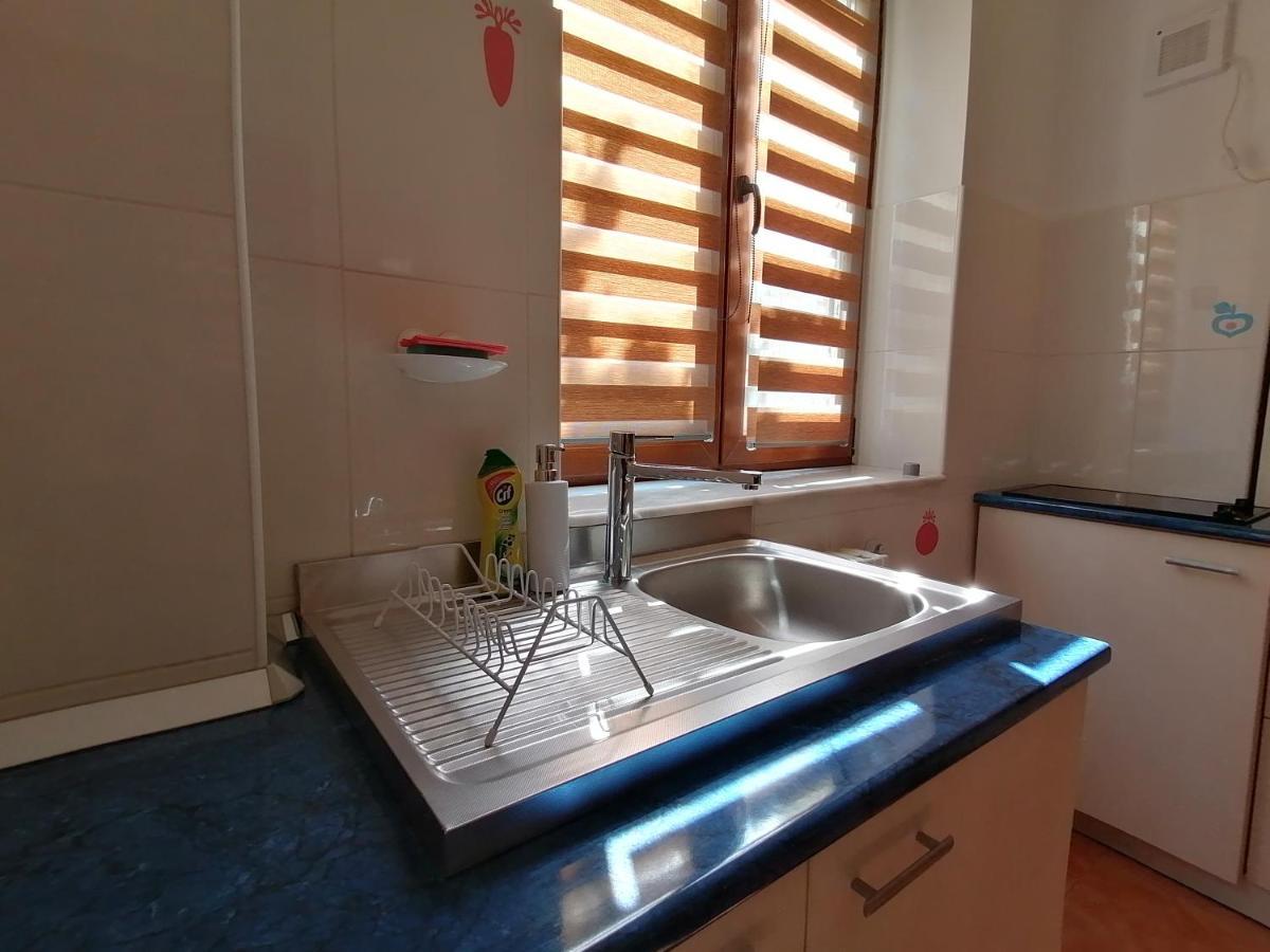 Mara Studio Apartment Констанца Екстериор снимка